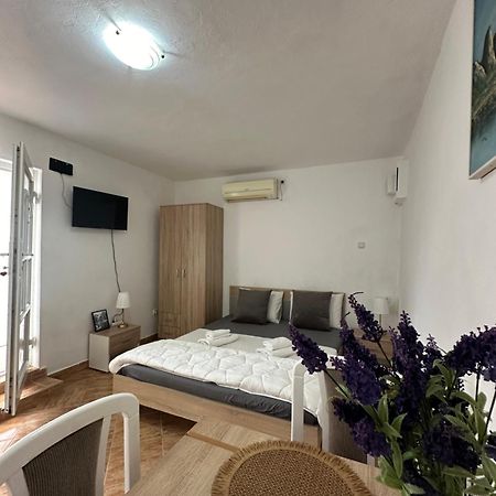 Apartman Nina 리산 외부 사진