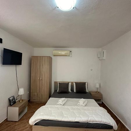 Apartman Nina 리산 외부 사진