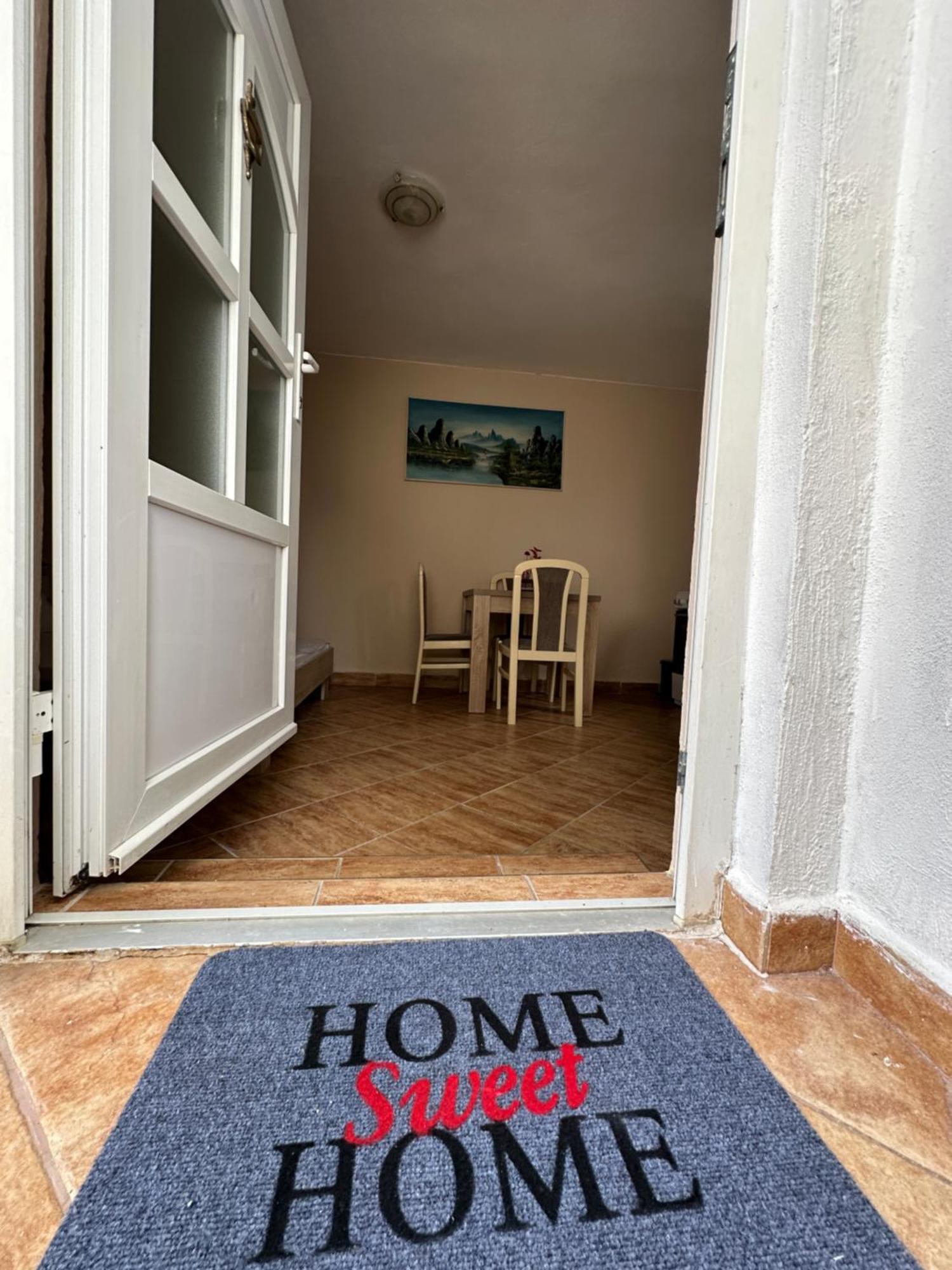 Apartman Nina 리산 외부 사진